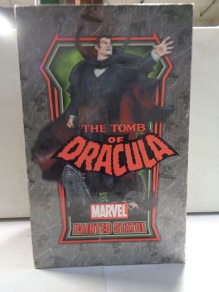 Marvel Painted Statue The Tomb Of Dracula