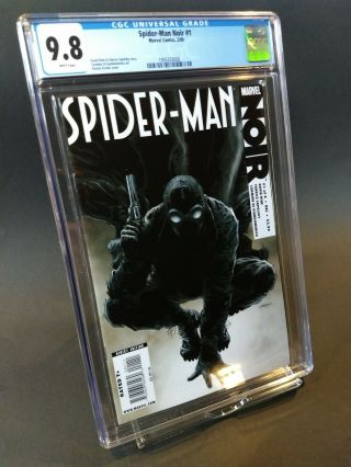 Spider - Man Noir 1 Cgc 9.  8 Zircher Variant - Case