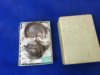 Vintage Sterling Silver Figural Tea Pot Strainer Plate Infuser Very Cute 2 " X2 "