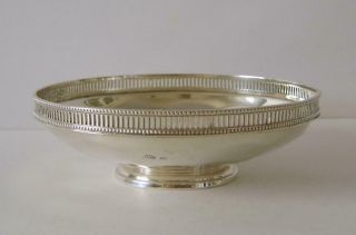 A Good Quality Sterling Silver Pedestal Bowl Birmingham 1930 Elkington & Co 72g 7