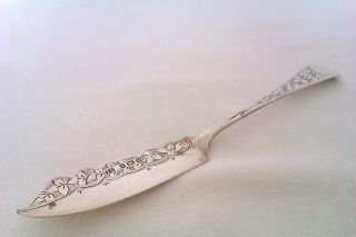 Beautifully Engraved Solid Silver Edwardian Butter Knife Joseph Gloster 1904
