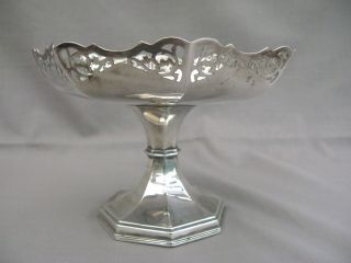 An Antique Silver Plated Tazza With Open Fretwork 1920s? - Good Quality A1 Plate
