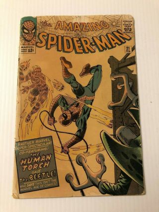 Spider - Man 21 (1965 Marvel Comics) Human Torch & Beetle Appearance