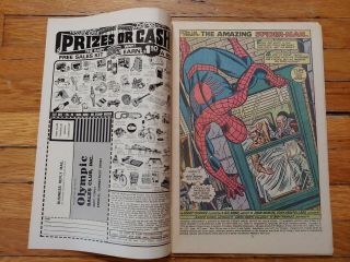 Spiderman 121 1973 Bright Colors.  Death of Gwen Stacy.  Marvel Key 8