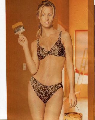 Vassarette 2 Page Print Ad Sexy Woman In Leopard Print Panty & Bra - Painting