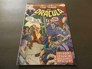 Tomb Of Dracula 25 Oct 1974 Bronze Age Marvel Comics  Id:10721