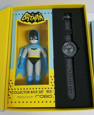 Batman Robo 7 " Vinyl Figure & Watch 75th Anniversary Hong Kong Exclusive Box Set