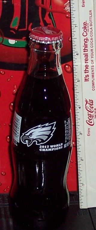 2018 Philadelphia Eagles World Champions 2017 8 Oz Glass Coca - Cola Bottle