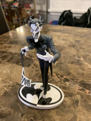 Batman Black & White Joker Statue Jim Lee Dc Collectibles 2nd Edition
