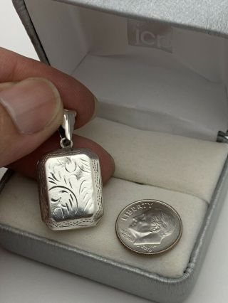 Vintage Sterling Silver 925 Pendant Snuff/ Pill Box 8