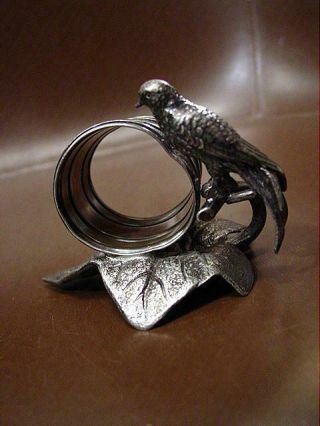 Antique Meriden Figural Silver Plated Napkin Ring Bird On Leaf Stem W/ Leaf 202