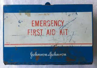 Vtg Johnson & Johnson Metal First Aid Emergency Kit Wall Mount Box Mid Century