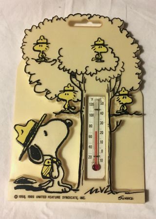 Vintage Peanuts Snoopy Beagle Scouts Thermometer Woodstock Charlie Brown Schulz