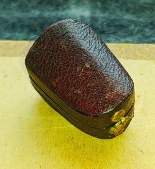Antique 1900 Thimble Leather,  Silk&velvet Case By Chester In