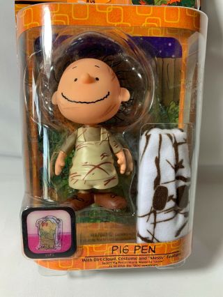 Peanuts Pig Pen Figure - It ' s The Great Pumpkin Charlie Brown - Memory Lane 3