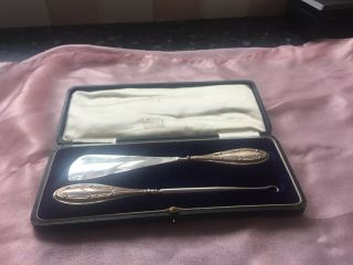 Early 20th century boxed ste of silver handled shoe horn & button hook c 1913 2
