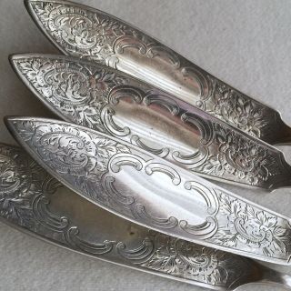 Set Of 4x Antique Silver Plate Hand Chased Engraved Fish Knives Js & S Ep
