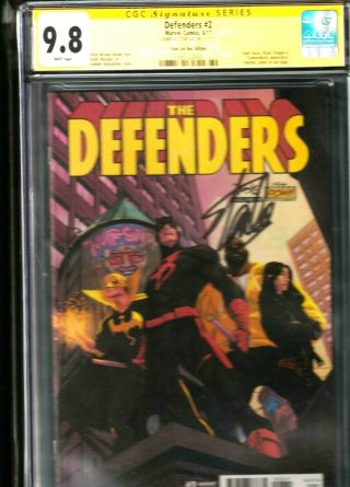 Quick Weekend The Defenders 2 Cgc 9.  8 Signed By Stan Lee