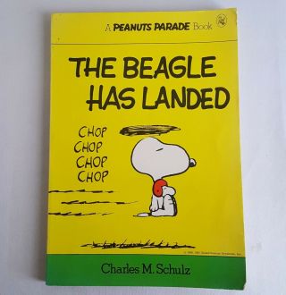 The Beagle Has Landed Charles M.  Schultz Charlie Brown Peanuts Book Snoopy 1977