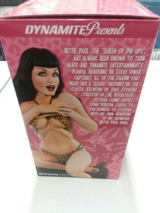 DYNAMITE PRESENTS BETTIE PAGE STATUE TERRY DODSON ARTIST EDITION VERY HOT 7