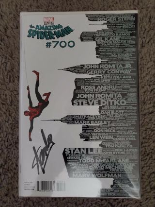 The Spider - Man 700 Signed Stan Lee Variant Cover Nyc Skyline