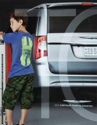 2015 Chrysler Town & Country Limited Platinum Touring Deluxe Sales Brochure
