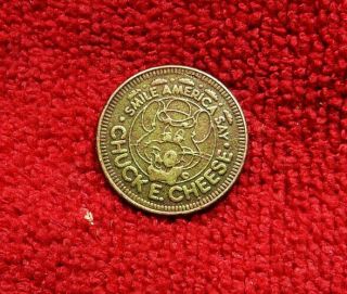 Vintage 1989 Chuck E.  Cheese 25 Cent Play Value Token " In Pizza We Trust "