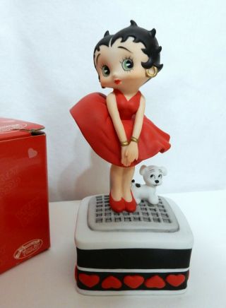 Betty Boop San Francisco Music Box Skirt Blowing Figurine " Oh You Doll