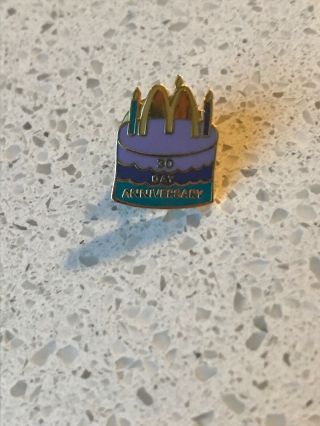 Vintage Mcdonalds Crew Pin 30 Day Anniversary Cake Candles Golden Arch Rare