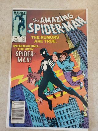 The Spider - Man 252 (may 1984,  Marvel).  First Black Suit.