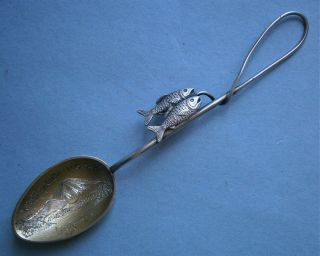 Sterling Silver Souvenir Spoon Of " Seattle & Mt.  Rainer " With Figural Fish