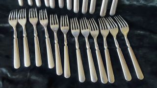 ANTIQUE R.  S.  P.  CO.  MERIDEN SILVER PLATED FLATWARE 24 KNIVES & FORKS 8