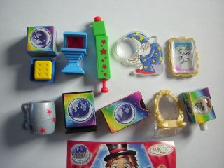 Kinder Surprise Set - Magic School Toys Tricks Legerdemains - Collectibles