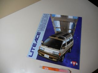 Toyota Liteace Wagon Japanese Brochure 1985/09 30 2y - U 5k - U 2c - T 2c (ii)