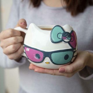 Hello Kitty w/ Sunglasses & Bow 20oz Ceramic Figural Mug 4