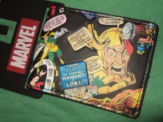 Marvel Comics The Avengers Thor Hammer Loki Battle Fight Bi - Fold Billfold Wallet