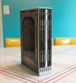 Locke & Key 1 - 6 Slipcase Set Idw Graphic Novel Paperback Box Boxed Set Lovecraft