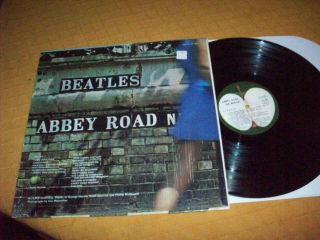The Beatles,  Abbey Road,  1971 Apple Press.  VG To EX Cond. 3