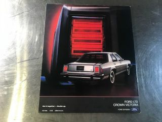 1983 Ford LTD Crown Victoria Brochure Country Squire Wagon 3