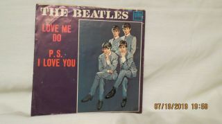 The Beatles " Love Me Do B/w P.  S.  I Love You " U.  S.  Tollie 7 " With Pic Sleeve
