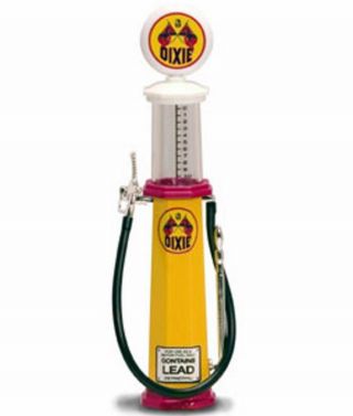 Road Signature 1/18 Scale Diecast Dixie Cylinder Gas Pump