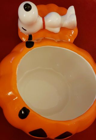 Peanuts Snoopy Ceramic Halloween Pumpkin Candy Dish & bonus Joe Cool 3