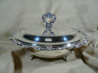 Vintage Lunt V - 56 Silver Silverplate Serving Dish W/ Cover