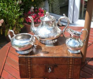 Gorgeous Silver Plated Antique Victorian 3 Piece Tea Service - Foliate Design