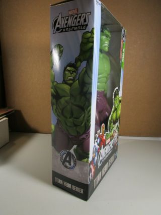 MARVEL = The Incredible Hulk Action Figure Avengers Titan Hero Series 12 inch 2