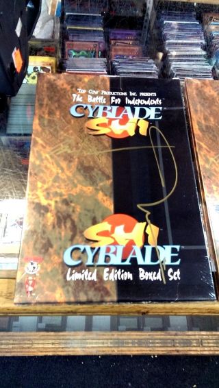 3 / Cyblade Shi Limited Edition Boxed Set - 2 Signed By Marc Silvestri 2
