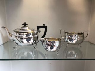 Antique Walker & Hall Sheffield silver plate tea set pot sugar bowl milk jug 3