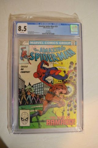 Spider - Man 221,  Cgc 8.  5 Marvel Comics,  10/81 Valuable Graded Comic