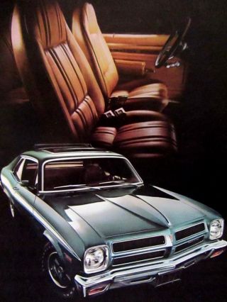 1972 Pontiac Ventura Ii Sprint 2 Page Print Ad - 8.  5 X 11 "