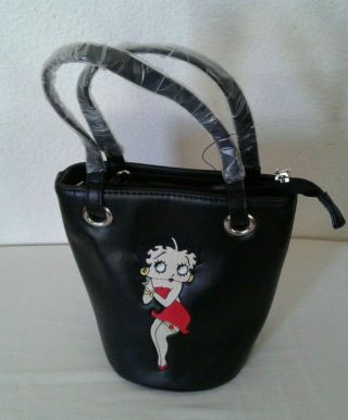 Betty Boop Black Leather Handbag/purse 7.  50 " X 7 " X 4.  50 " Embroidedred